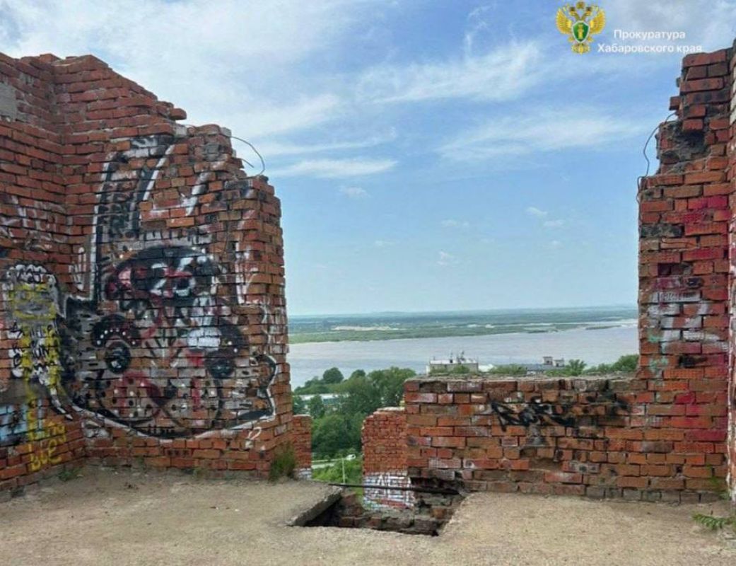 В Хабаровске будут судить отца за&nbsp;падение дочери в&nbsp;недостроенном здании