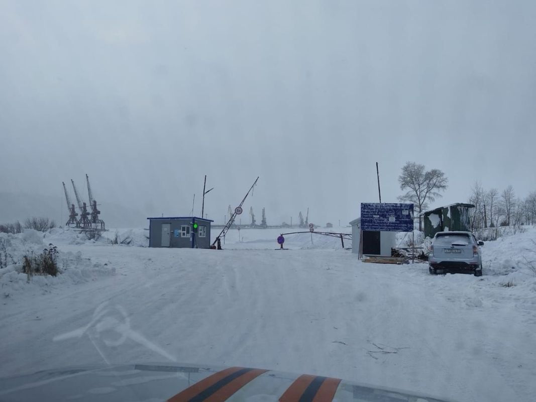 Ледовая переправа через&nbsp;Амур в&nbsp;Николаевском районе открыта для&nbsp;транспорта