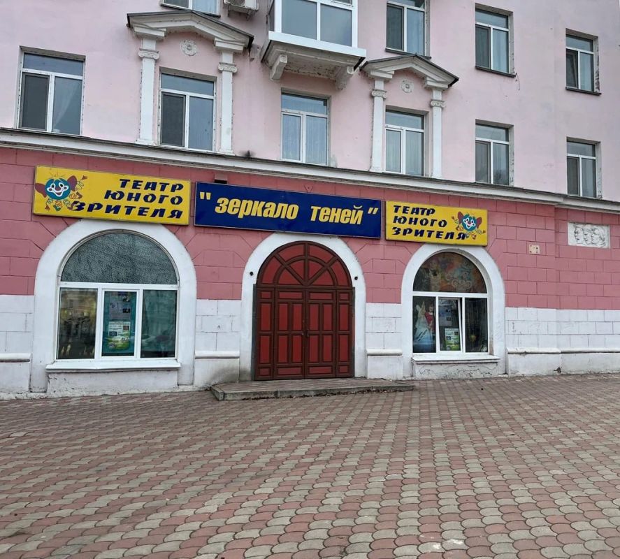 Театр юного зрителя в&nbsp;Комсомольске-на-Амуре возобновил показы после шестимесячного простоя