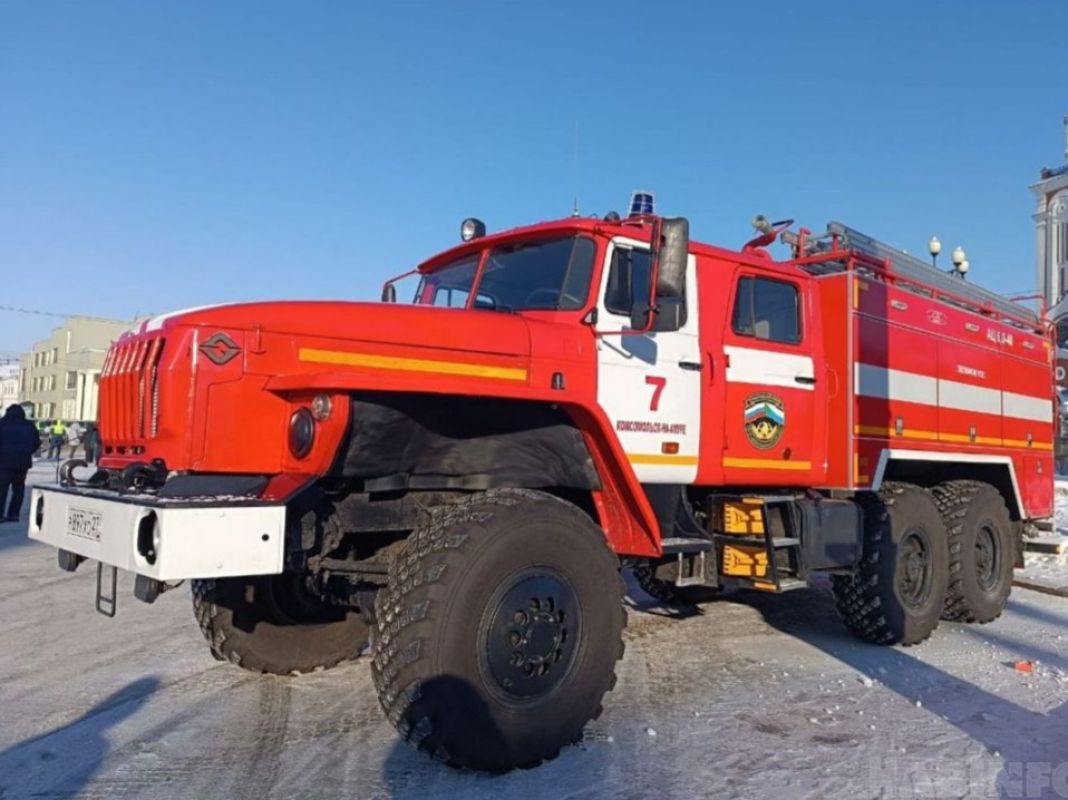 В Хабаровске сгорели строительный вагончик и&nbsp;складское помещение