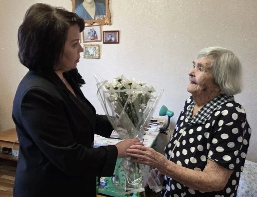 Ветеран войны и&nbsp;педагог: хабаровчанка Клавдия Варлащенко отметила 94‑й день рождения