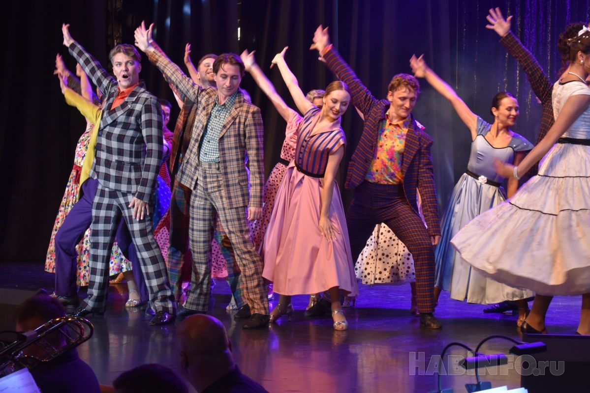 В Хабаровске наградили деятелей культуры в&nbsp;День артиста