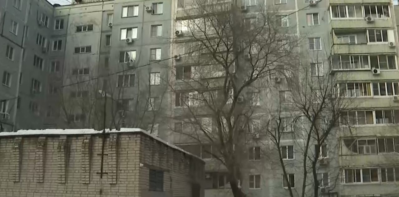 Жители улицы Фрунзе в&nbsp;Хабаровске жалуются на&nbsp;слабый напор холодной воды