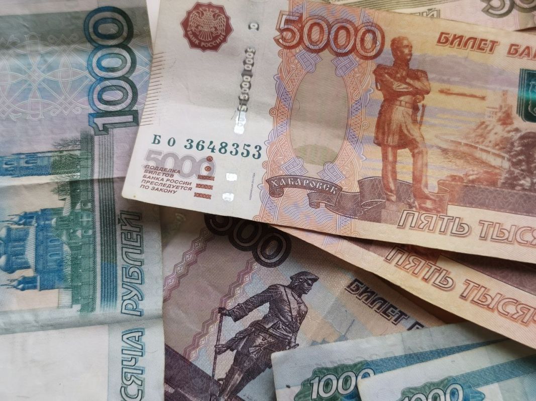 За хищение 27 тысяч с&nbsp;чужих карт жительница Города юности пойдёт под&nbsp;суд