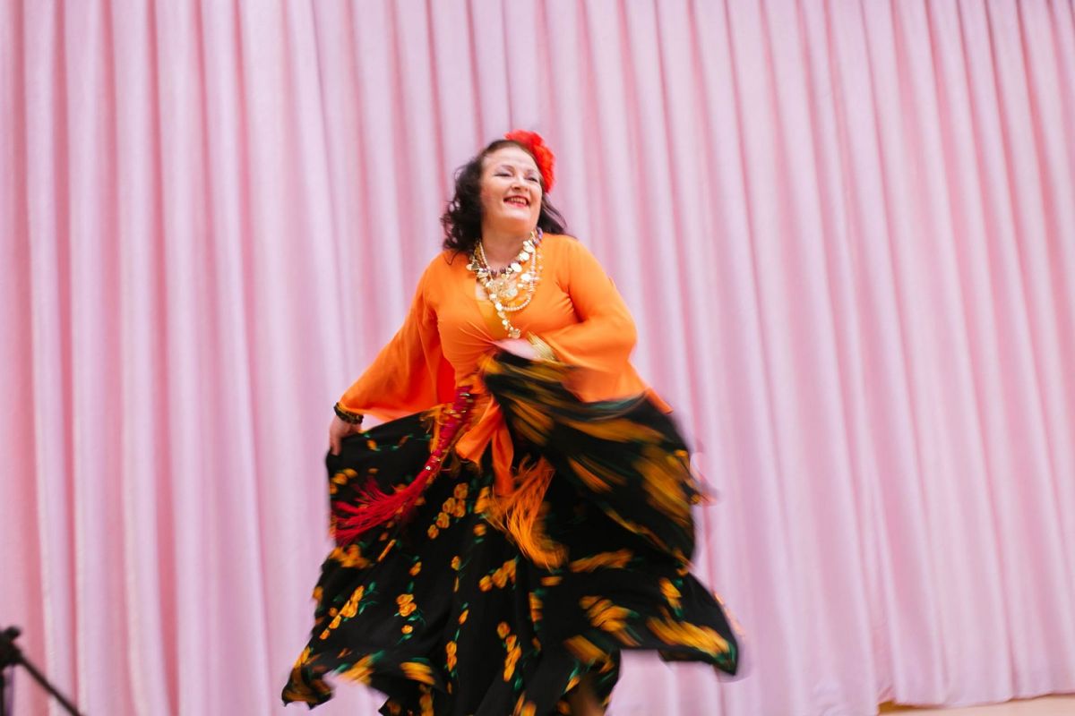 Музыка, что&nbsp;объединяет: концерт с&nbsp;любимыми песнями подарили ветеранам Хабаровска