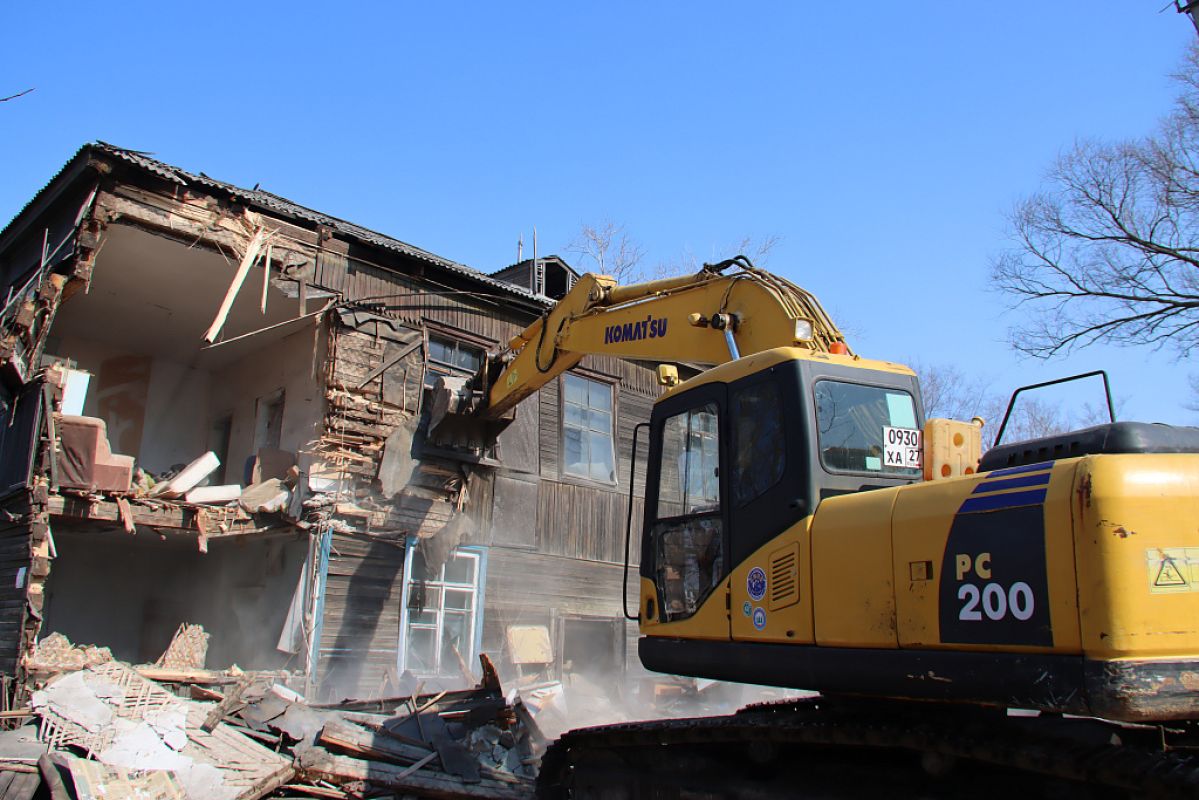 Мэр Хабаровска сообщил о&nbsp;планах до&nbsp;конца года переселить 860 человек из&nbsp;ветхого жилья