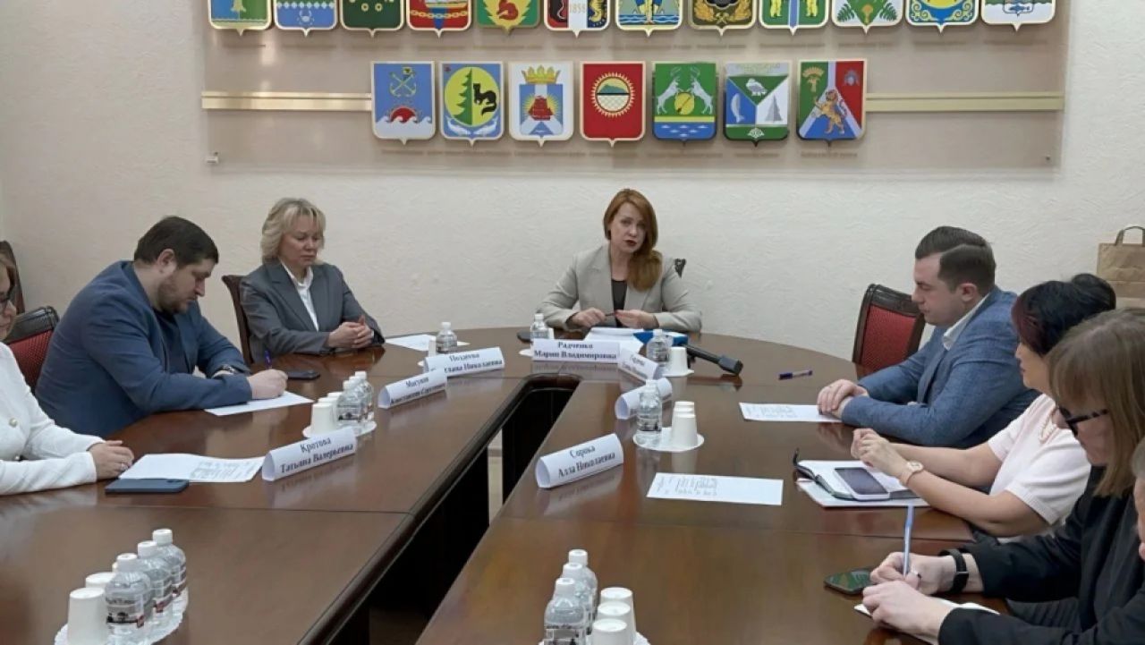 Продукты в&nbsp;Охотск начнут доставлять самолётами по&nbsp;фиксированному тарифу