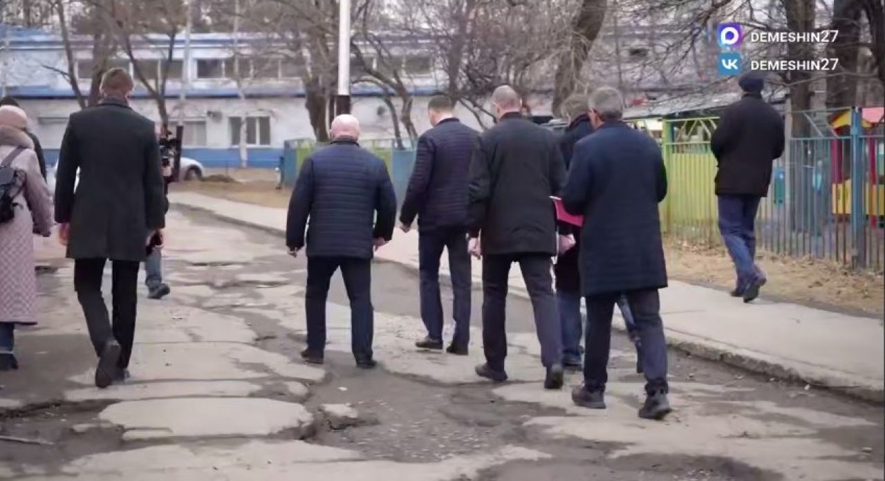 Дмитрий Демешин: «Ямы на&nbsp;дорогах — это то, что&nbsp;раздражает каждого из&nbsp;нас»