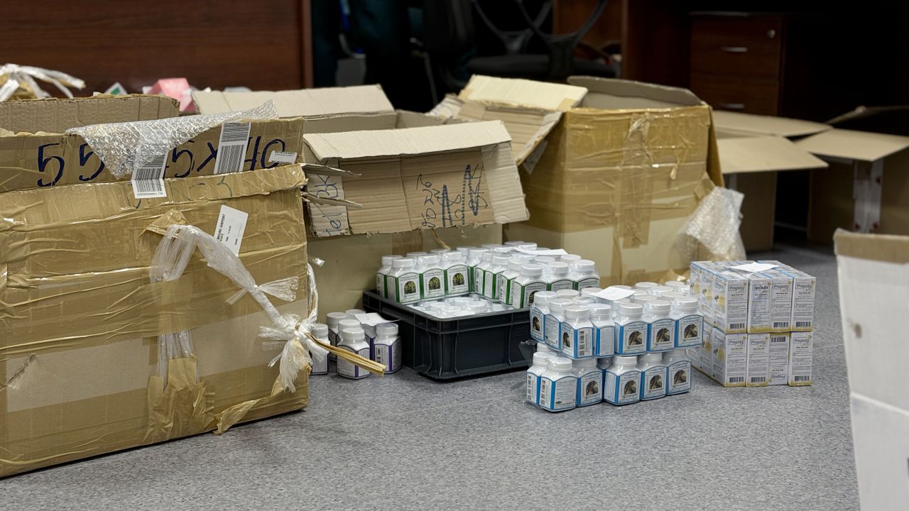 Хабаровская таможня изъяла крупную партию тайских БАДов весом 74 кг