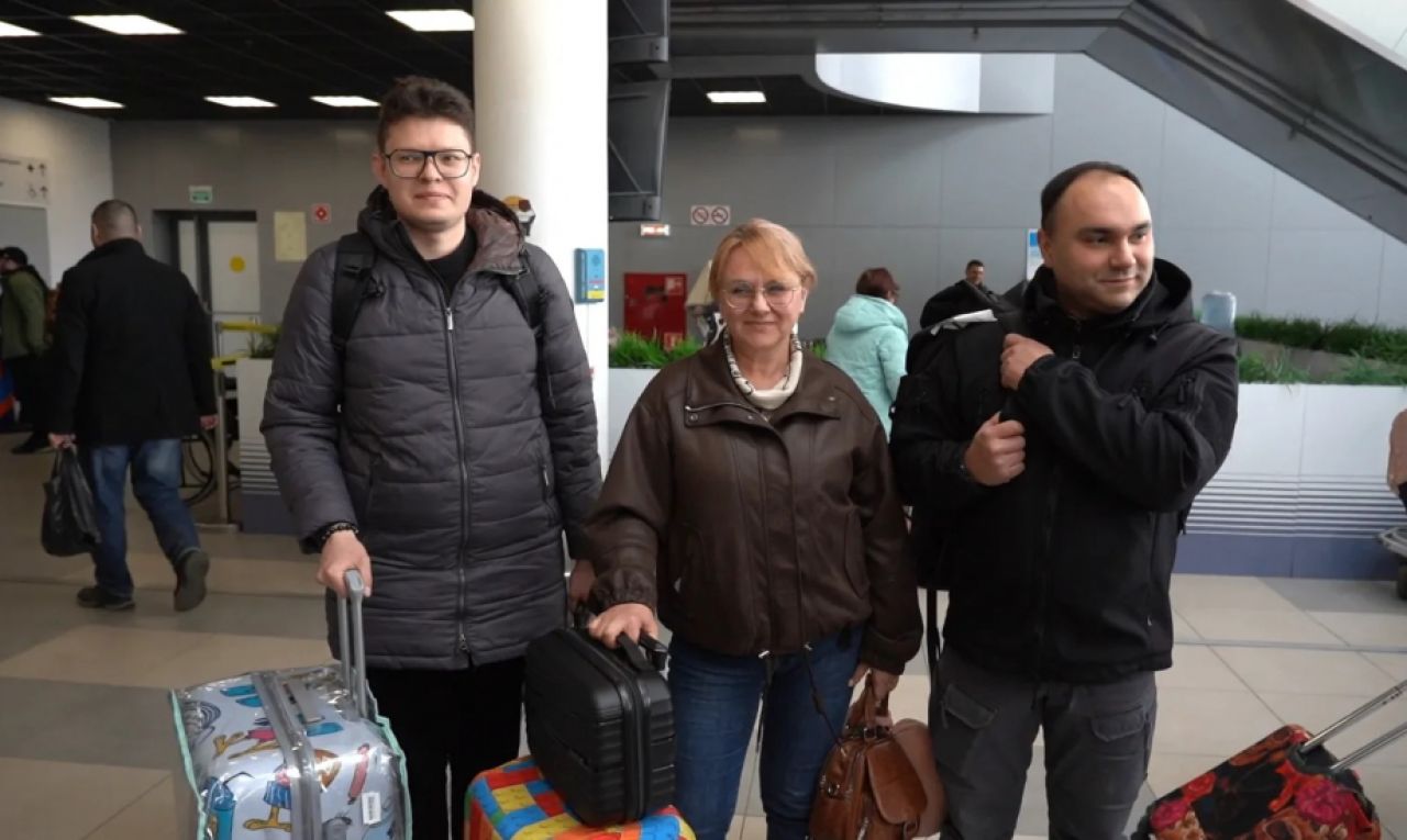 Хабаровские врачи помогли жителям Дебальцево