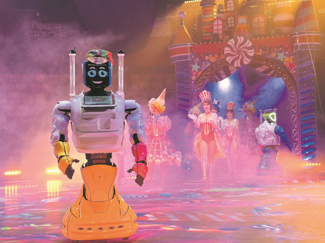 Одна из изюминок шоу — разные виды роботов, которые активно взаимодействуют с людьми!