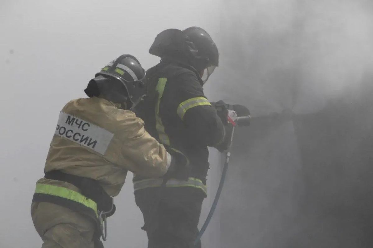 Пять человек спасены при&nbsp;пожаре на&nbsp;Красной речке в&nbsp;Хабаровске
