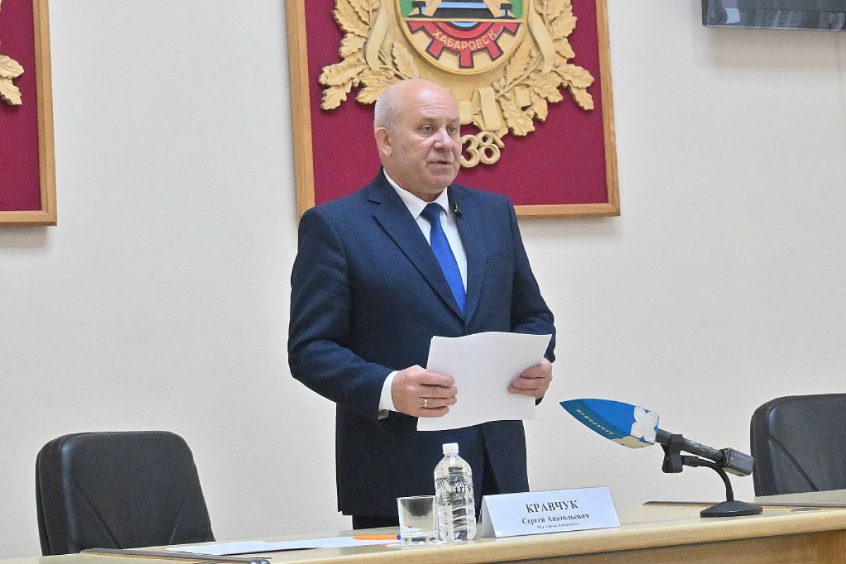 Мэр Хабаровска Сергей Кравчук встретился с&nbsp;жителями и&nbsp;обсудил благоустройство города