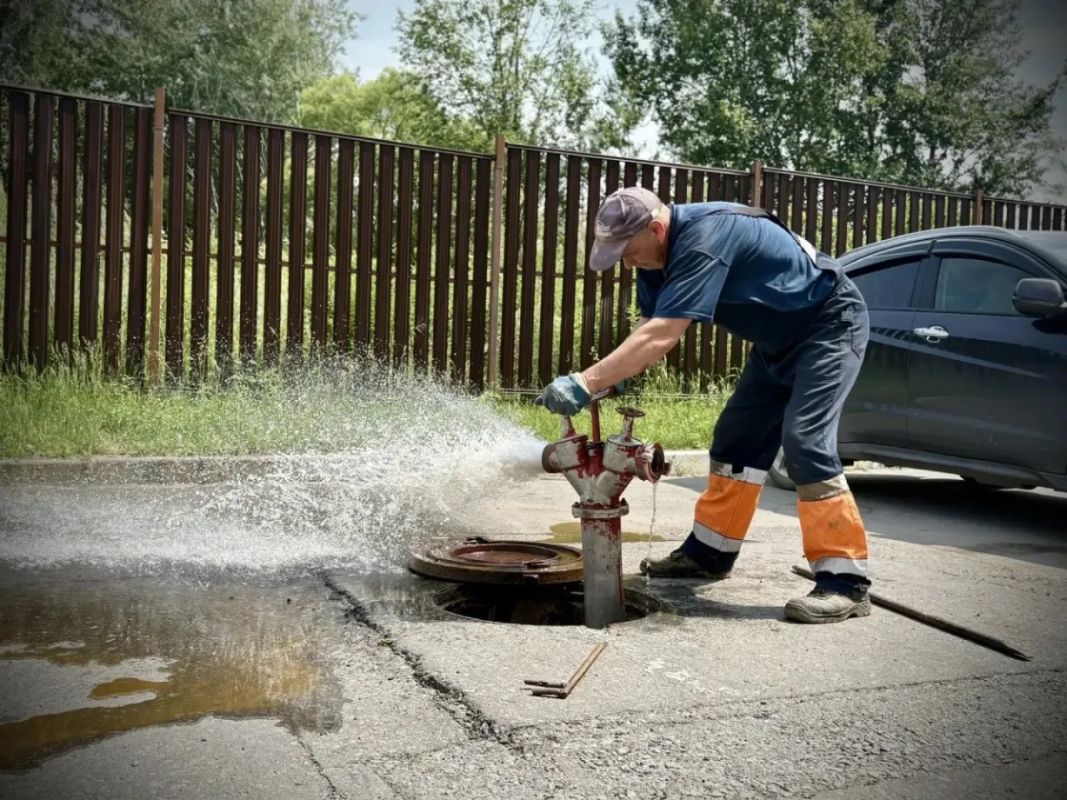 В Хабаровске проверили техническое состояние более 2500 пожарных гидрантов