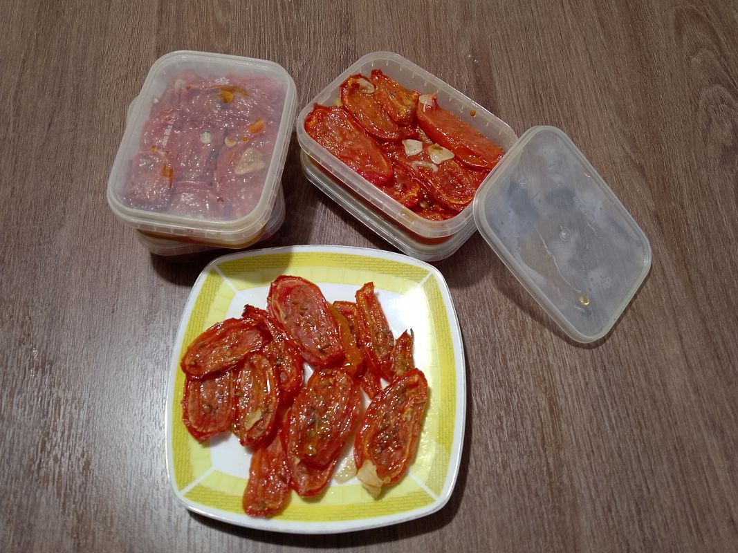 Мастер-класс от&nbsp;«Хабинфо»: помидоры «конфи» — заготовка в&nbsp;разы вкусней вяленых