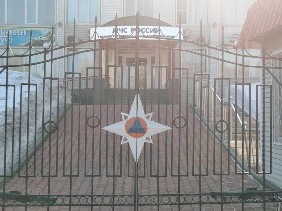В Хабаровске из&nbsp;горящей квартиры на&nbsp;Чехова эвакуировали 6 человек