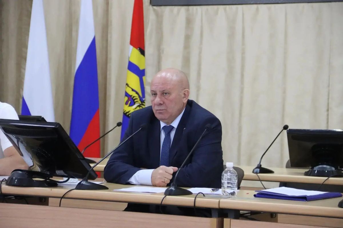 Мэр Хабаровска поручил усилить защиту города от&nbsp;паводка из-за подъёма Амура до&nbsp;461 см