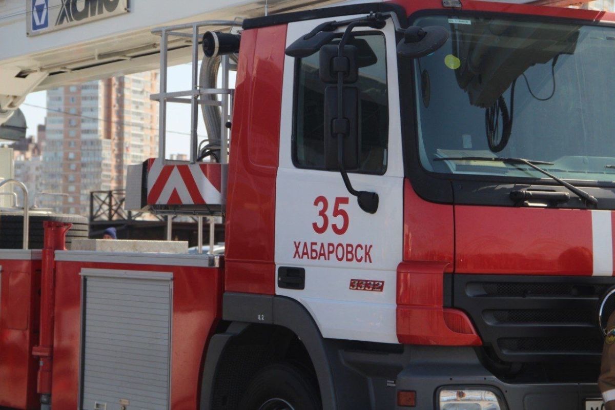 В Хабаровске оперативно ликвидировали пожар в&nbsp;заведении общественного питания