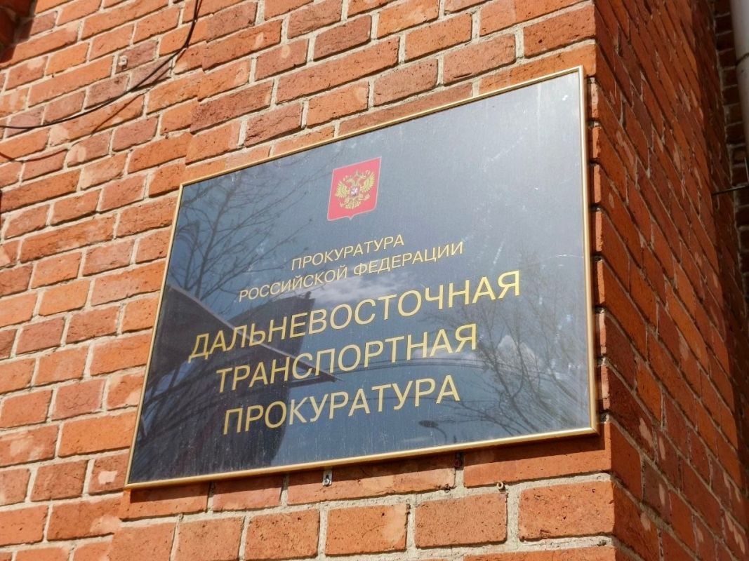 В Хабаровском крае железнодорожники похитили из&nbsp;локомотивов почти 50 тонн дизеля