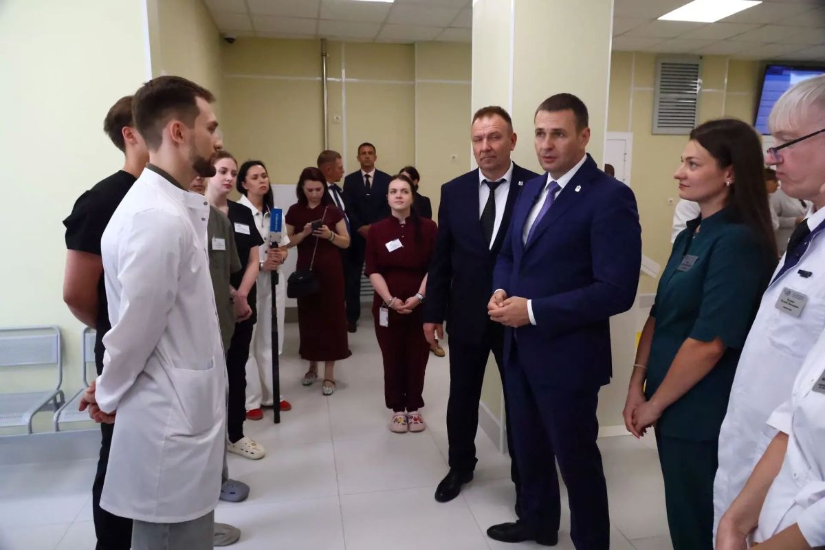 Губернатор Хбаровского края рассказал о&nbsp;планах по&nbsp;закреплению медиков в&nbsp;крае