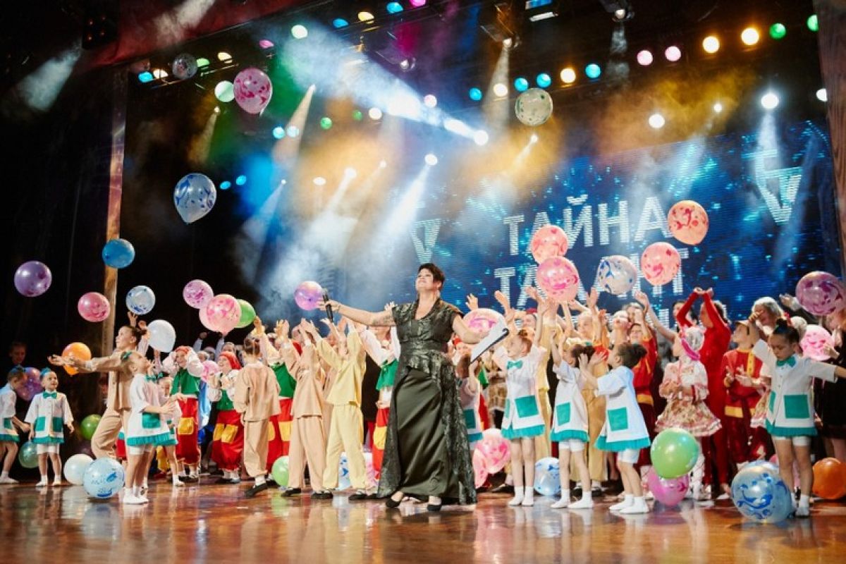 Всероссийский конкурс среди молодых исполнителей эстрадных песен и танцев стартовал в Хабаровске