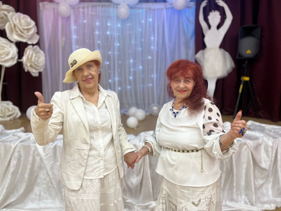 «Белая вечеринка» для «серебряного» возраста прошла в Хабаровске