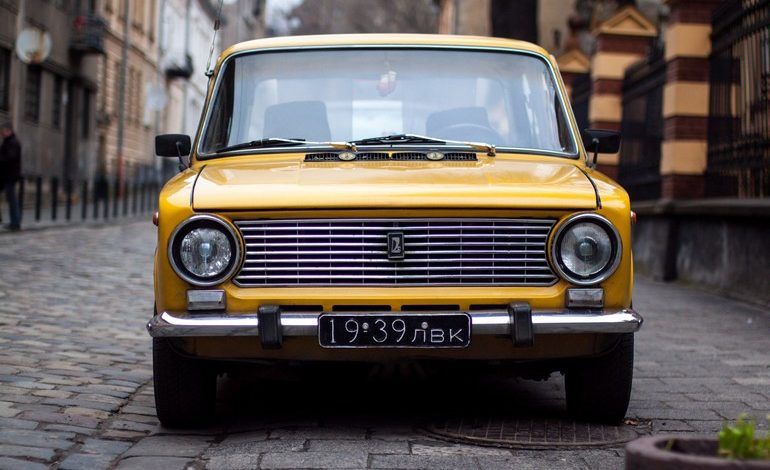 «Красивые» автомобильные номера планируют продавать в России с 2017 года