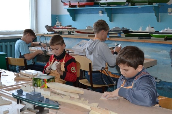 Чем занять ребенка: бесплатные секции для детей в Хабаровске