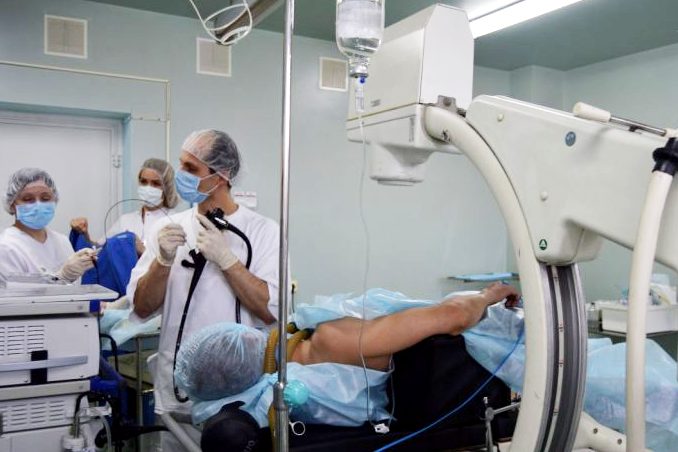 Хабаровские врачи осваивают новую методику эндоскопических операций