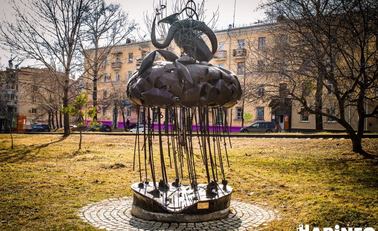 Сюрреализм в Хабаровске: подборка необычных арт-объектов города