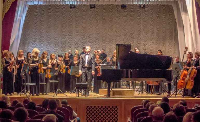 Первый концерт Николая Метнера в краевой Хабаровской филармонии