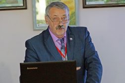 Михаил Железняк, директор института морзлотоведения рассказал о необходимости изучения многолетней мерзлоты