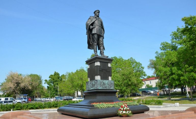 Памятнику быть: как в Хабаровске открыть мемориал или памятную доску