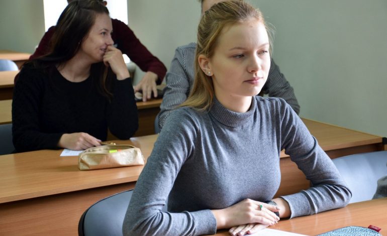Количество десятых классов увеличили в Хабаровске