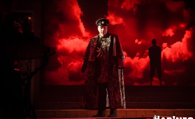 О любви и Дальнем Востоке. Почему стоило посмотреть спектакль «Муравьев. Граф Амурский»?