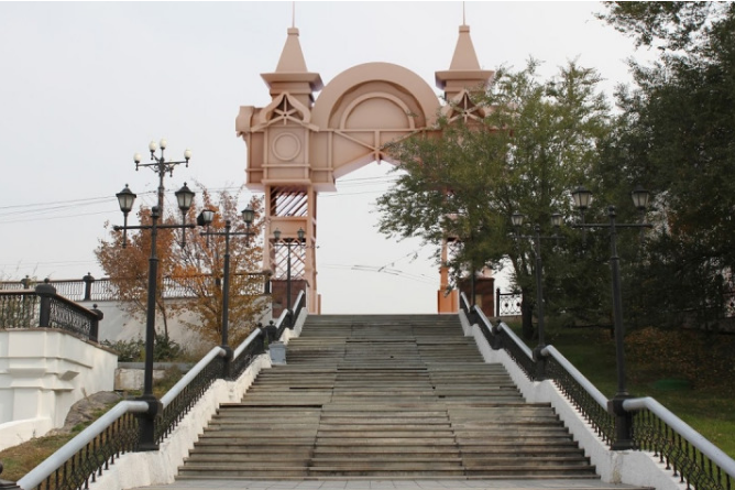 триумфальная арка хабаровск