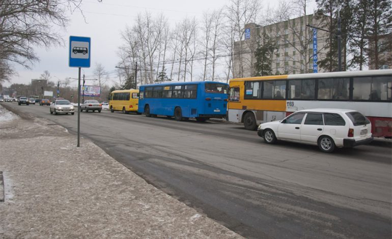 Льготный проезд в общественном транспорте Хабаровска: выплаты положены и региональным и федеральным льготникам
