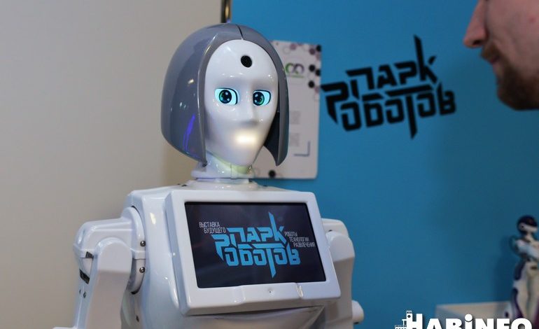 Парк роботов в Хабаровске: играй в танчики, погладь технопса, флиртуй с Кики