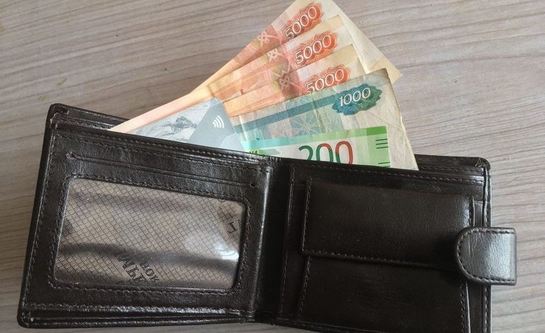 Кто зарабатывает больше всех в Хабаровском крае