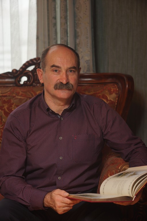 Валерик Хидиров хабаровск