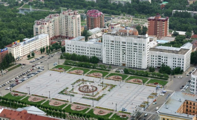 Из кладбища в главную достопримечательность: удивительные превращения площади Ленина
