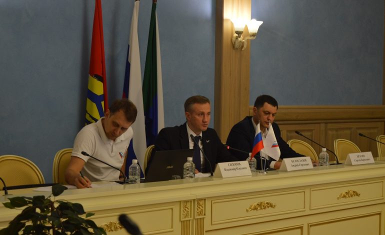 Губернатор Сергей Фургал обещал поддержать активистов ОНФ на выборах