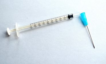 «21 век, а люди умирают от кори»: почему хабаровские родители отказываются от прививок детям?