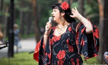 Цыганский театр «Тэрнэ Рома» в Хабаровске празднует 35 лет