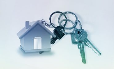 Что делать, если совместную квартиру оформили на свекровь