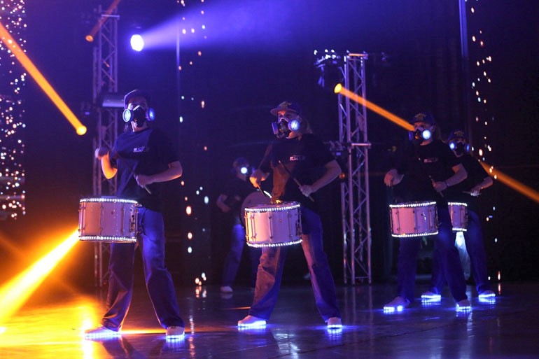Раскачали Хабаровск – раскачают весь мир: маршевые барабанщики «mDrums» шагают в ритм