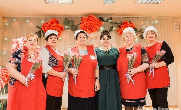Восьмое марта в «Диалоге»: весне все возрасты покорны!