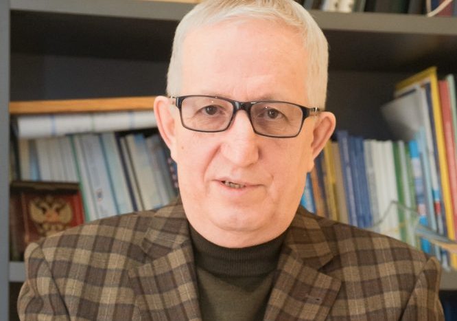 Коронавирус и Конституция, Фургал и Кравчук: прогноз хабаровского политолога Илдуса Ярулина