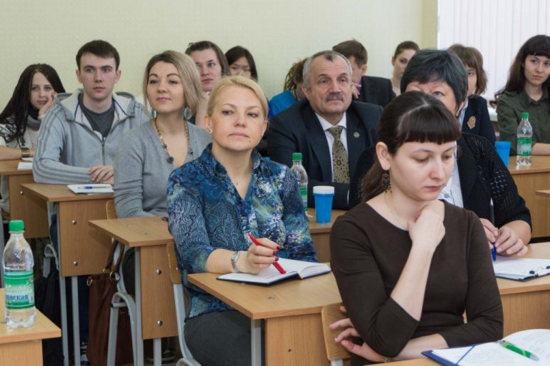 Нацпроект «Культура»: в Хабаровске готовят лучших специалистов в ДФО