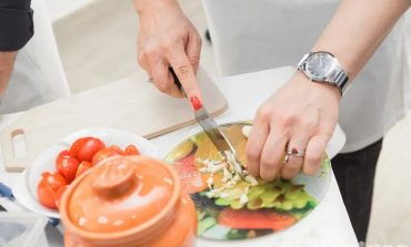 Онлайн-готовка с шефом: «Кухня без границ» опробовала новый формат